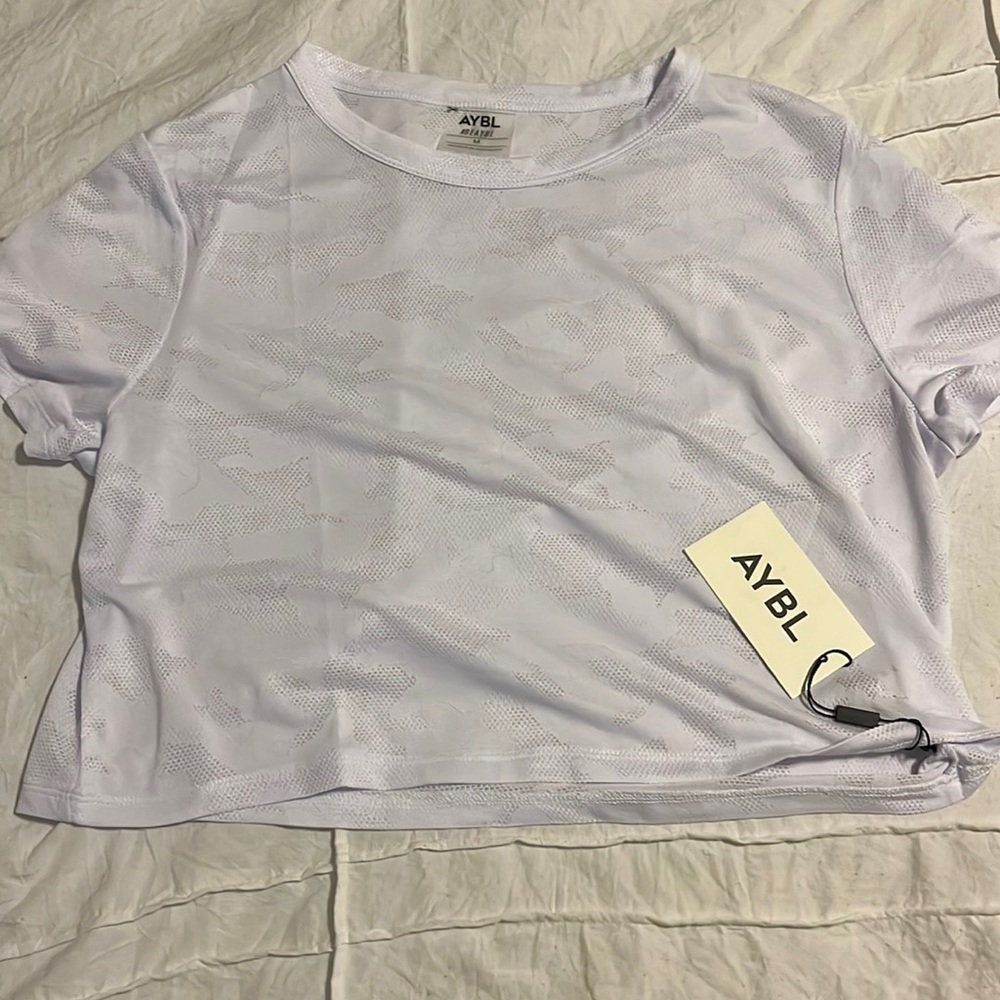 aybl gym crop top